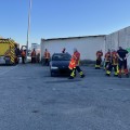 SOLDATS DU FEU : ENTRAIEMENT DES POMPIERS VOLONTAIRES D'AVIGNON chez JM AUTOS CASSE VENTE PIECES DETACHEES OCCASION ET VENTE VEHICULE ACCIDENTE 