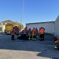 SOLDATS DU FEU : ENTRAIEMENT DES POMPIERS VOLONTAIRES D'AVIGNON chez JM AUTOS CASSE VENTE PIECES DETACHEES OCCASION ET VENTE VEHICULE ACCIDENTE 