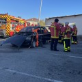 SOLDATS DU FEU : ENTRAIEMENT DES POMPIERS VOLONTAIRES D'AVIGNON chez JM AUTOS CASSE VENTE PIECES DETACHEES OCCASION ET VENTE VEHICULE ACCIDENTE 