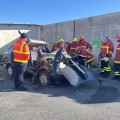 SOLDATS DU FEU : ENTRAIEMENT DES POMPIERS VOLONTAIRES D'AVIGNON chez JM AUTOS CASSE VENTE PIECES DETACHEES OCCASION ET VENTE VEHICULE ACCIDENTE 