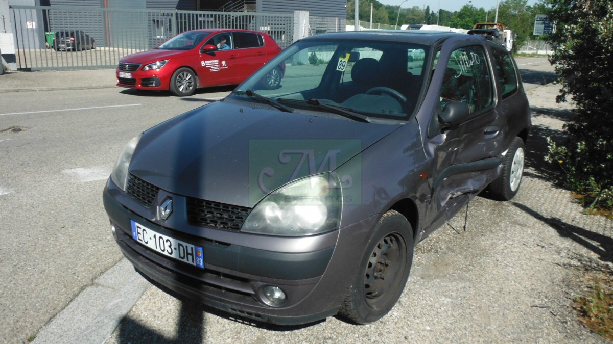 RENAULT CLIO II 1.5 DCI 80 Pièces détachées d'occasion