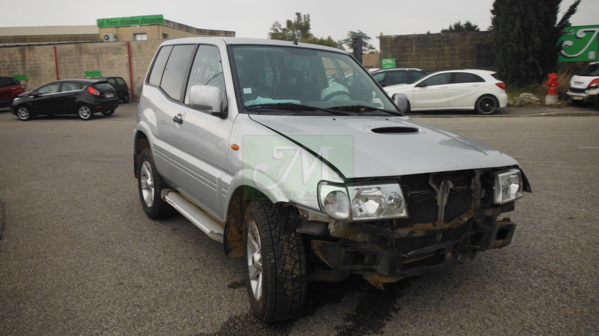 NISSAN TERRANO II 2.7 TDI Pièces détachées d'occasion