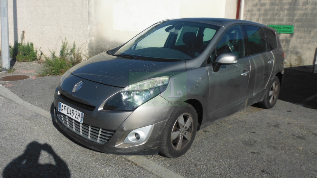 RENAULT GRAND SCENIC III 1.9 DCI 130 DYNAMIQUE