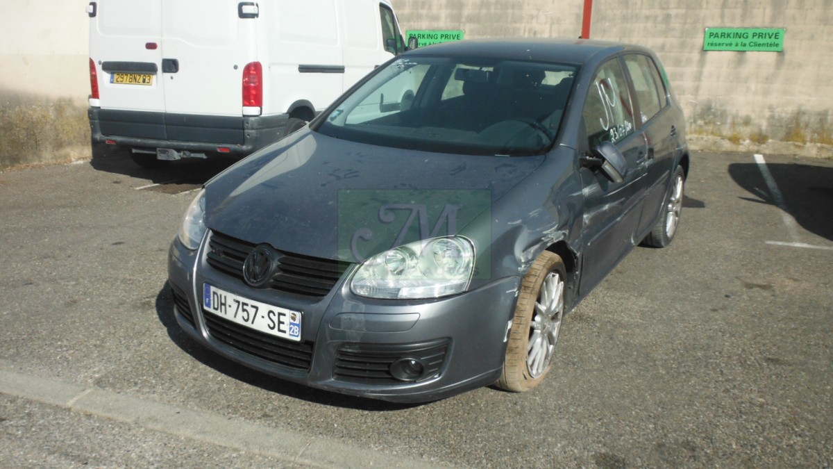 VOLKSWAGEN GOLF V 2.0 TDI 170 GT Véhicule Accidenté