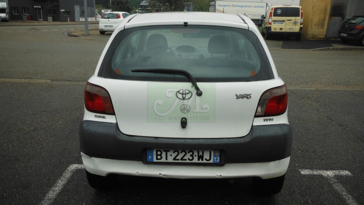 TOYOTA YARIS 1.0I Pièces détachées d