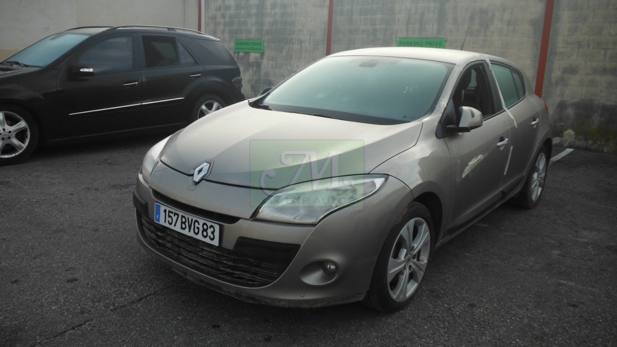 RENAULT MEGANE III 1.9 DCI 130 ECO2 DYNAMIQUE Pièces détachées d'occasion