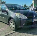 RENAULT CLIO III 1.5 DCI 105CH VEHICULE ACCIDENTE A VENDRE ET VENTE DE PIECES DETACHEES OCCASION 3/4 AVANT DROIT