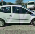 RENAULT TWINGO II 1.5 DCI 75  VEHICULE ACCIDENTE A VENDRE LATERAL DROIT