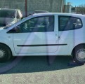 RENAULT TWINGO II 1.5 DCI 75  VEHICULE ACCIDENTE A VENDRE LATERAL GAUCHE