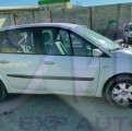 RENAULT SCENIC II 1.5 DCI 105 EXCEPTION VEHICULE ACCIDENTE A LA VENTE ET VENTE PIECES DETACHHEES OCCASION LATERAL DROIT