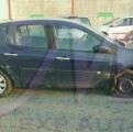 RENAULT CLIO III 1.5 DCI 105 PRIVILEGE VEHICULE ACCIDENTE ET PIECES DETACHEES OCCASION LATERAL DROIT