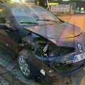 RENAULT CLIO III 1.5 DCI 70 DYNAMIQUE VEHICULE ACCIDENTE A VENDRE ET VENTE PIECES DETACHEES OCCASION 3/4 AVANT DROIT