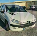 PEUGEOT 206 2.0 HDI 90 XT PREMIUM VEHICULE ACCIDENTE A VENDRE ET VENTE PIECES DETACHEES 3/4 AVANT DROIT