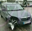 SKODA ROOMSTER 1.4 TDI 80 PEP'S VEHICULE ACCIDENTE A VENDRE 3/4 AVANT GAUCHE