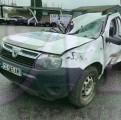 DACIA DUSTER 1.5 DCI FAP 90 AMBIANCE 4X4 VENTE PIECES DETACHEES OCCASION 3/4 AVANT GAUCHE