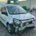 RENAULT TWINGO II 1.2I 16V LEV 75 AUTHENTIQUE VEHICULE ACCIDENTE A VENDRE 3/4 AVANT DROIT