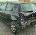 RENAULT CLIO III 1.2I 16V 75 EXPRESSION VEHICULE ACCIDENTE A VENDRE ET VENTE PIECES DETACHEES OCCASION 3/4 ARRIERE GAUCHE