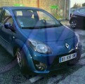 RENAULT TWINGO II 1.2I 16V AUTHENTIQUE VEHICULE ACCIDENTE A VENDRE ET VENTE PIECES DETACHEES OCCASION 3/4 AVANT DROIT