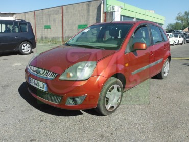 FIESTA V 1.6I GHIA