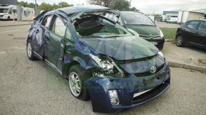 PRIUS III 1.8 HYBRIDE 136