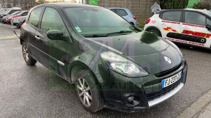 CLIO III 1.2I 16V 75 EXPRESSION 