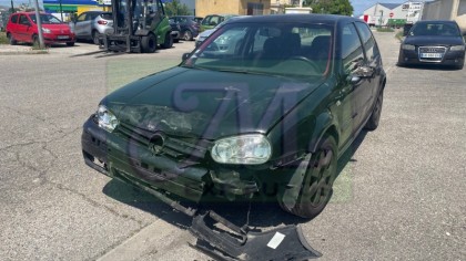 GOLF IV