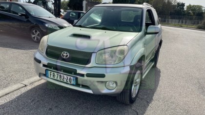 RAV4