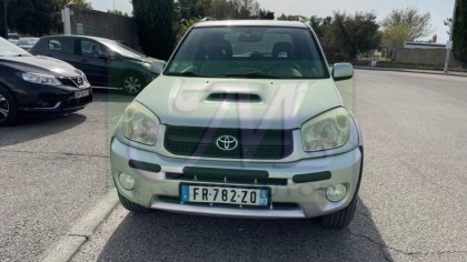 RAV4