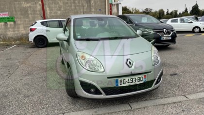 TWINGO II 