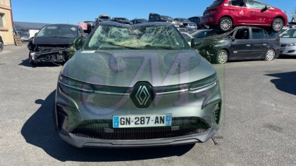 MEGANE E-TECH