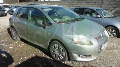 AURIS 1.4I LINEA LUNA