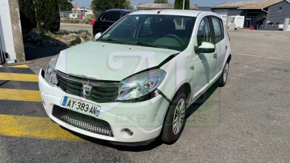 SANDERO 1.4 MPI GPL 75 LAUREATE