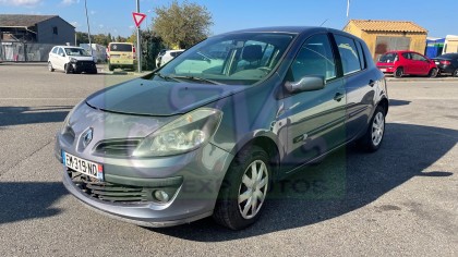 CLIO III 1.5 DCI 85 DYNAMIQUE 